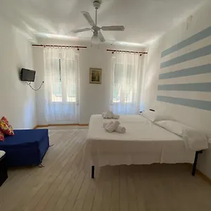 https://vernazza-holidays-apartments.hotelitalianriviera.com